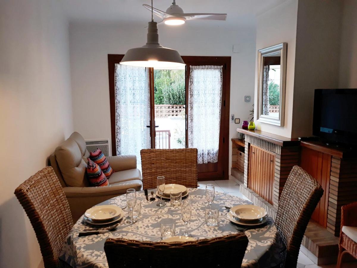 Casa Els Rosers Wifi Ля Эскала Экстерьер фото