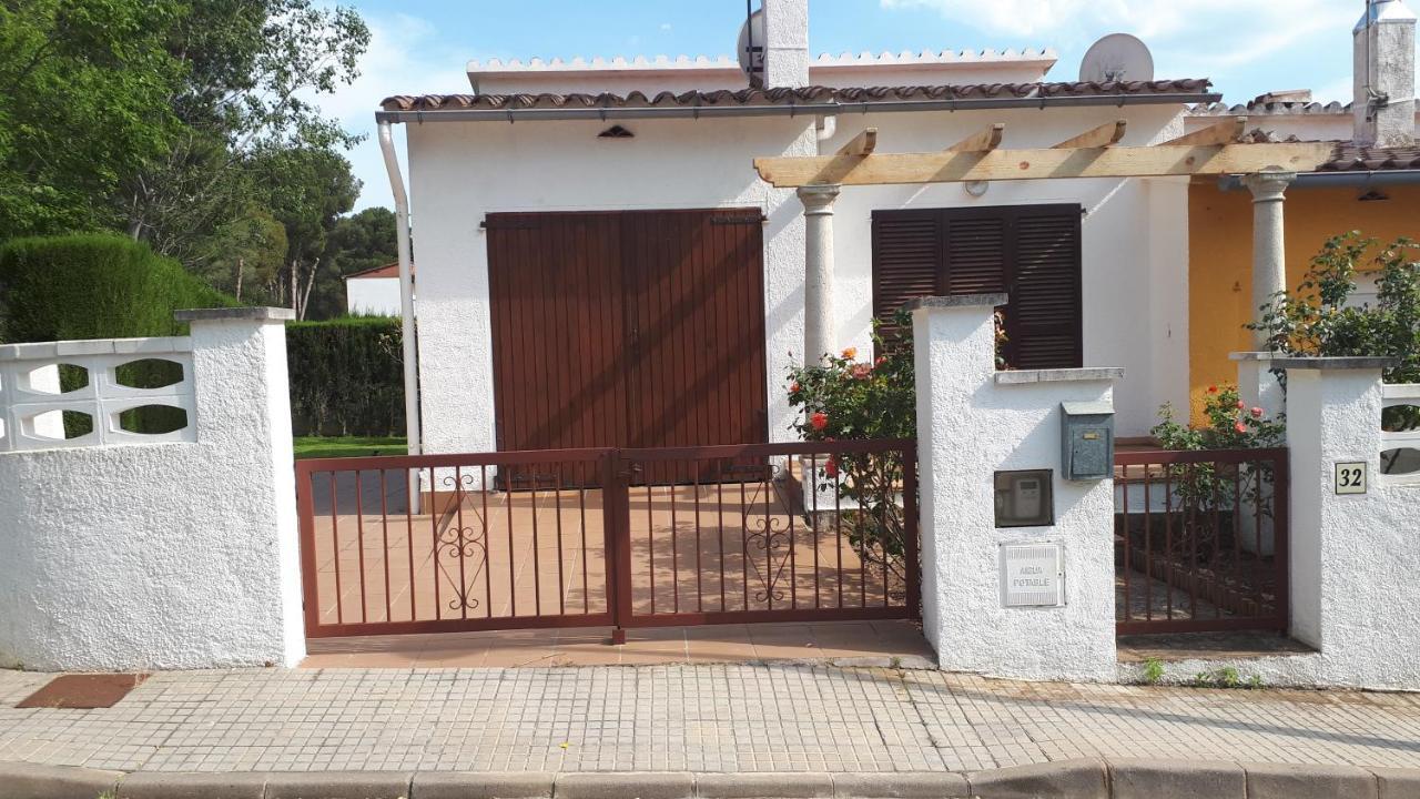 Casa Els Rosers Wifi Ля Эскала Экстерьер фото